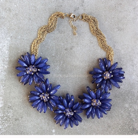 Anthropologie Jewelry - Anthropologie Blue Necklace